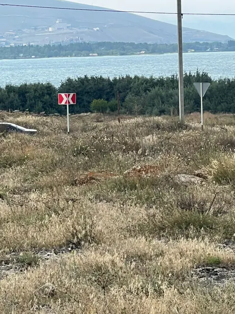 Вид в сторону озера и полуострова